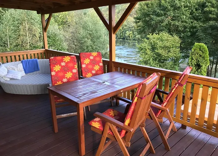 Деревянный коттедж Letniskowy 